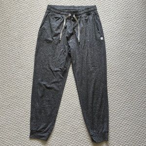 Vuori Performance Joggers| Heather Gray | Women’s Size M